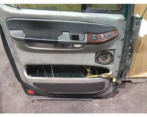 FREIGHTLINER CENTURY 120 1996-2010 DOOR ASSEMBLY, FRONT