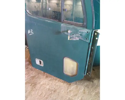 FREIGHTLINER CENTURY 120 1996-2010 DOOR ASSEMBLY, FRONT
