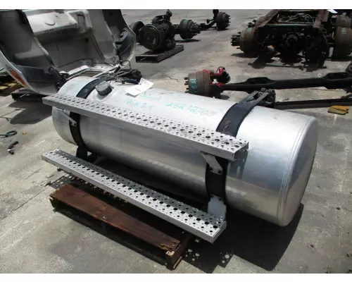FREIGHTLINER CENTURY 120 2003-2005 FUEL TANK