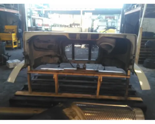 FREIGHTLINER CENTURY 120 2003-2005 HOOD