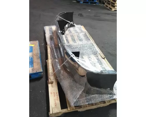FREIGHTLINER CENTURY 120 2005-2007 BUMPER ASSEMBLY, FRONT