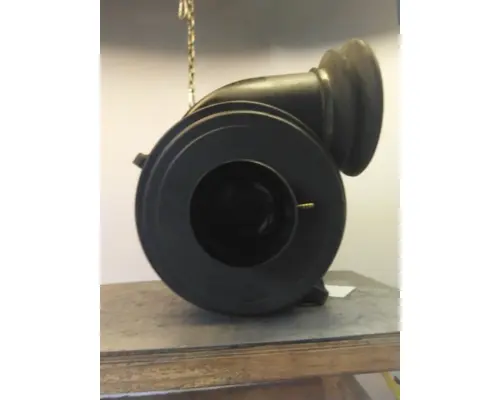 FREIGHTLINER CENTURY 120 AIR CLEANER