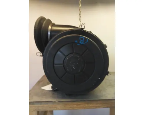 FREIGHTLINER CENTURY 120 AIR CLEANER