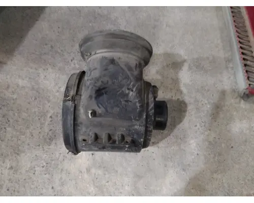 FREIGHTLINER CENTURY 120 AIR CLEANER