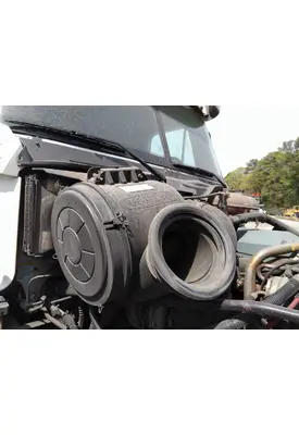 FREIGHTLINER CENTURY 120 AIR CLEANER