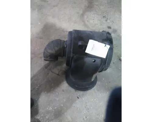 FREIGHTLINER CENTURY 120 AIR CLEANER