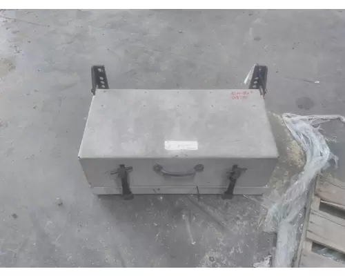 FREIGHTLINER CENTURY 120 BATTERY BOX