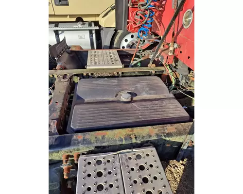 FREIGHTLINER CENTURY 120 BATTERY BOX