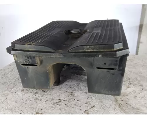FREIGHTLINER CENTURY 120 BATTERY BOX