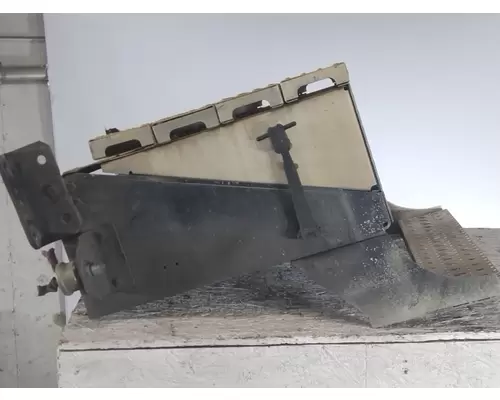 FREIGHTLINER CENTURY 120 BATTERY BOX