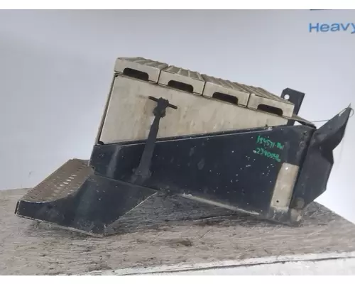 FREIGHTLINER CENTURY 120 BATTERY BOX