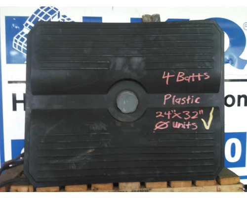 FREIGHTLINER CENTURY 120 BATTERY BOX
