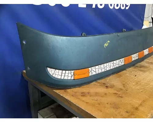 FREIGHTLINER CENTURY 120 CAB CLIP
