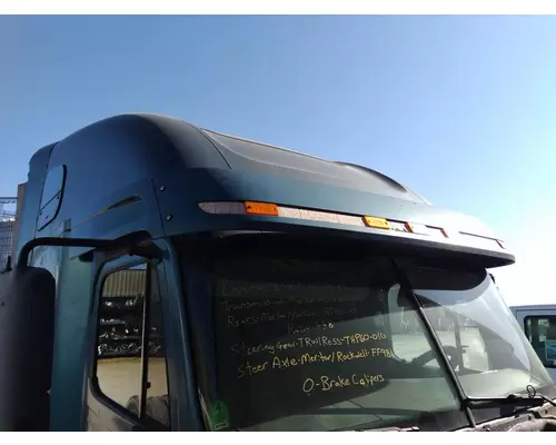 FREIGHTLINER CENTURY 120 CAB CLIP