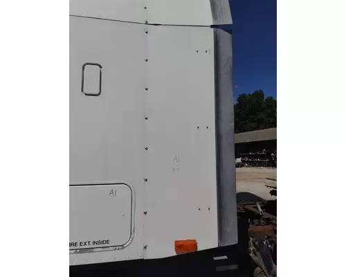 FREIGHTLINER CENTURY 120 CAB EXTENSION