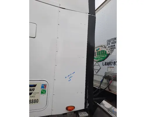 FREIGHTLINER CENTURY 120 CAB EXTENSION