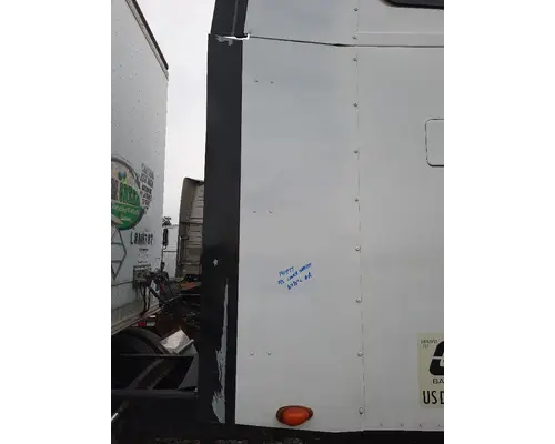 FREIGHTLINER CENTURY 120 CAB EXTENSION