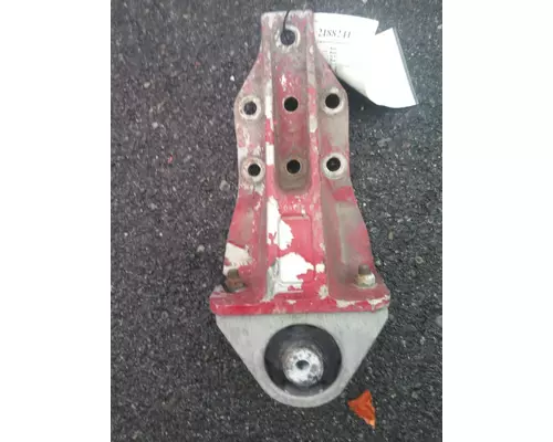 FREIGHTLINER CENTURY 120 CAB MOUNT,BRACKET