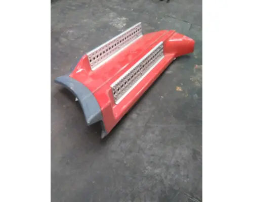 FREIGHTLINER CENTURY 120 CAB SKIRTSIDE FAIRING