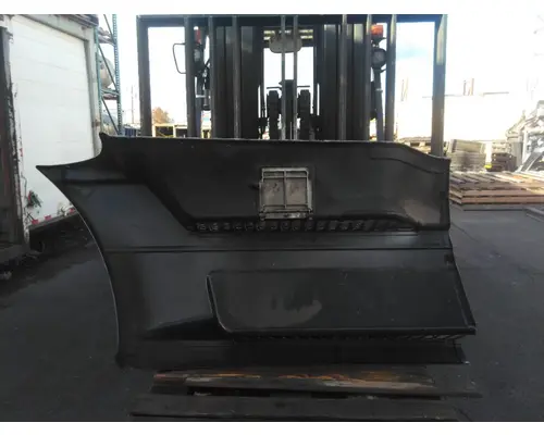 FREIGHTLINER CENTURY 120 CAB SKIRTSIDE FAIRING
