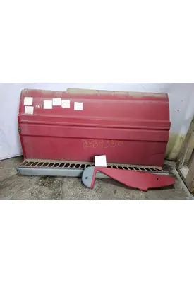 FREIGHTLINER CENTURY 120 CAB SKIRT/SIDE FAIRING