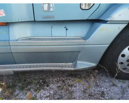 FREIGHTLINER CENTURY 120 CAB SKIRTSIDE FAIRING