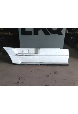 FREIGHTLINER CENTURY 120 CAB SKIRT/SIDE FAIRING
