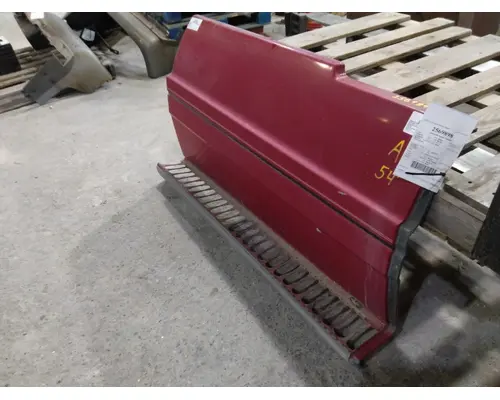 FREIGHTLINER CENTURY 120 CAB SKIRTSIDE FAIRING