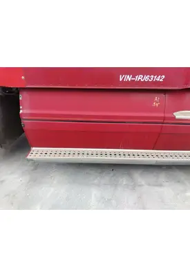 FREIGHTLINER CENTURY 120 CAB SKIRT/SIDE FAIRING