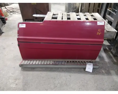 FREIGHTLINER CENTURY 120 CAB SKIRTSIDE FAIRING