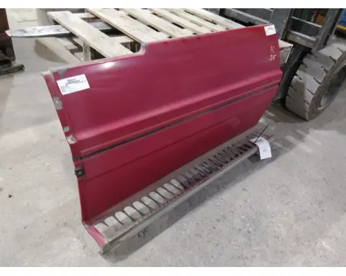 FREIGHTLINER CENTURY 120 CAB SKIRTSIDE FAIRING