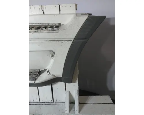 FREIGHTLINER CENTURY 120 CAB SKIRTSIDE FAIRING