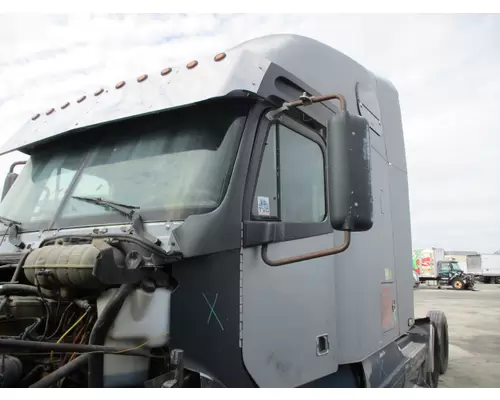 FREIGHTLINER CENTURY 120 CAB