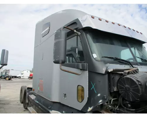 FREIGHTLINER CENTURY 120 CAB