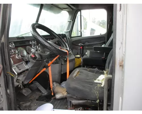 FREIGHTLINER CENTURY 120 CAB