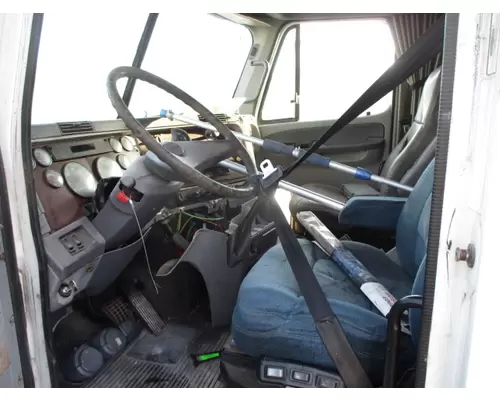FREIGHTLINER CENTURY 120 CAB