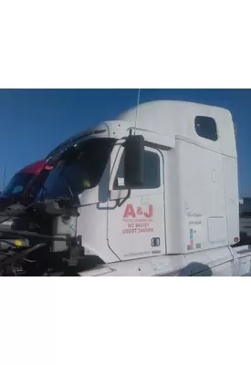 FREIGHTLINER CENTURY 120 CAB