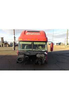 FREIGHTLINER CENTURY 120 CAB