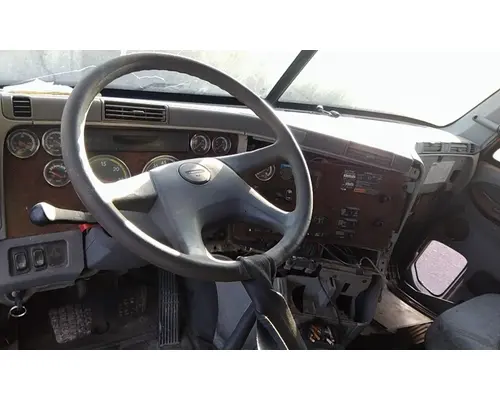 FREIGHTLINER CENTURY 120 CAB