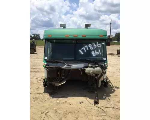 FREIGHTLINER CENTURY 120 CAB