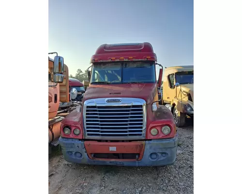 FREIGHTLINER CENTURY 120 CAB