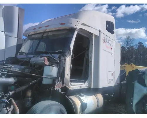 FREIGHTLINER CENTURY 120 CAB