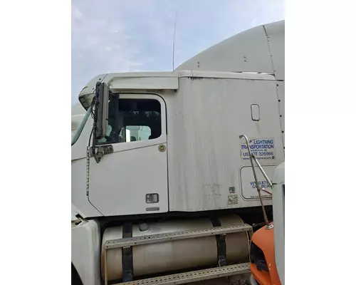 FREIGHTLINER CENTURY 120 CAB