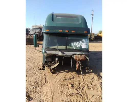 FREIGHTLINER CENTURY 120 CAB