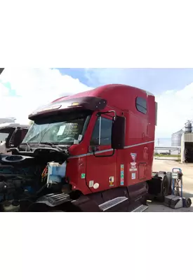 FREIGHTLINER CENTURY 120 CAB