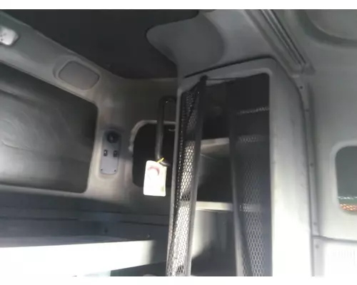 FREIGHTLINER CENTURY 120 CAB