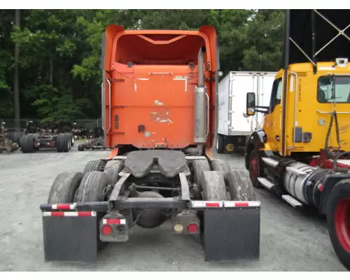 FREIGHTLINER CENTURY 120 CAB