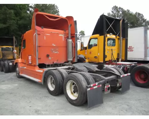 FREIGHTLINER CENTURY 120 CAB