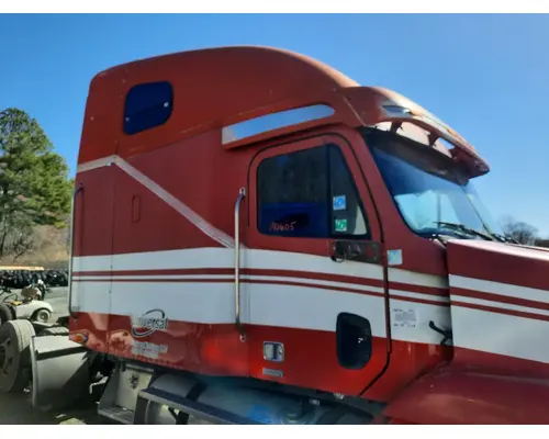 FREIGHTLINER CENTURY 120 CAB