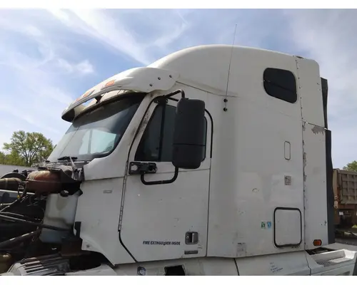 FREIGHTLINER CENTURY 120 CAB